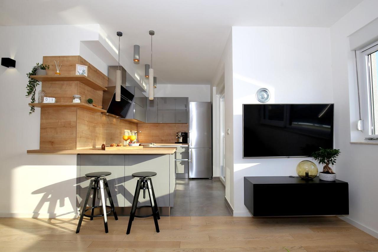 Esso Roof Terrace Apartment زادار المظهر الخارجي الصورة