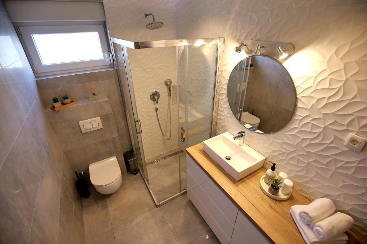 Esso Roof Terrace Apartment زادار المظهر الخارجي الصورة